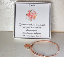 mother of the bride card with family tree bracelet