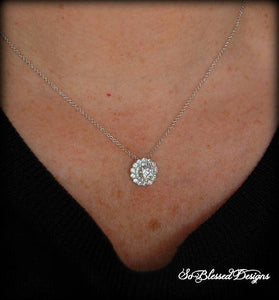 Mother of the Groom wearing beautiful solitaire necklace at sons wedding