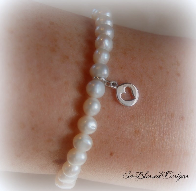 Mother of the Groom Bracelet, Mother of Bride Gift, Future Mother in law gift, Wedding gift for mother in law